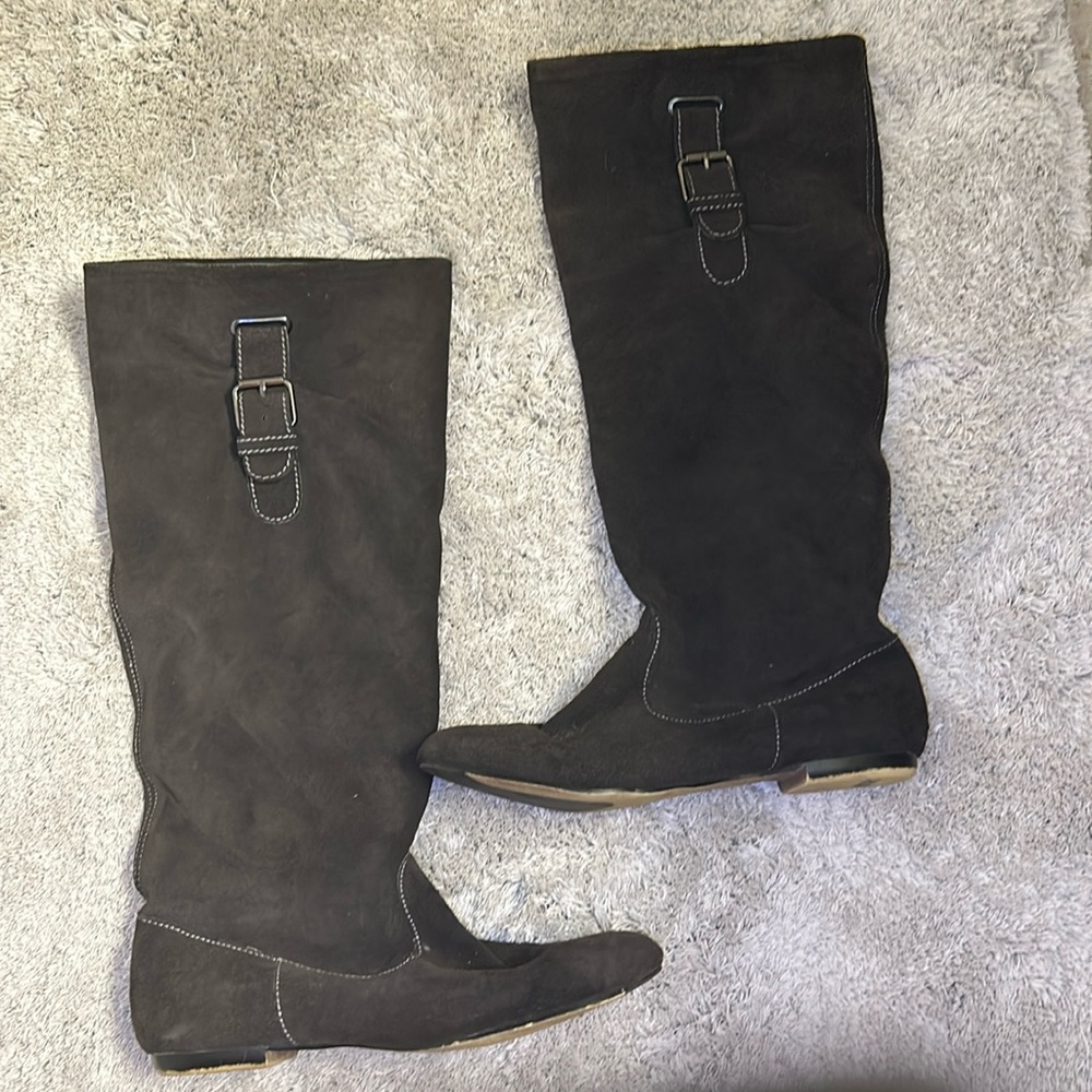 Leather boots knee high size 7.5
